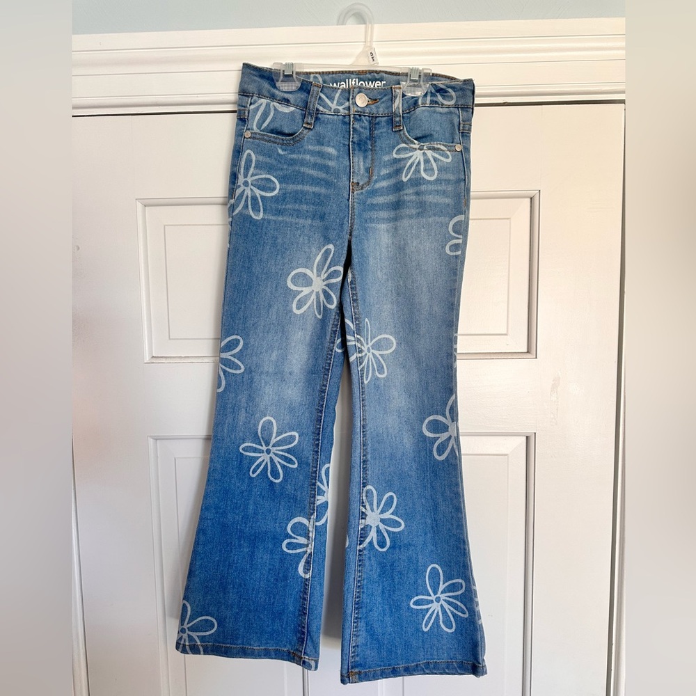 Wallflower Girl Jeans with Floral Pattern - Size 7 - Excellent Condition
